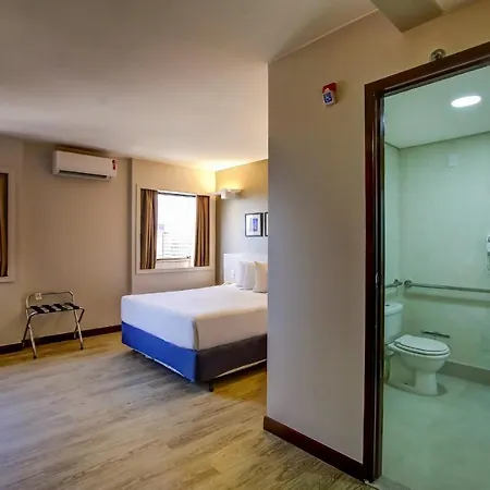 Comfort Suites Brasília Exterior photo